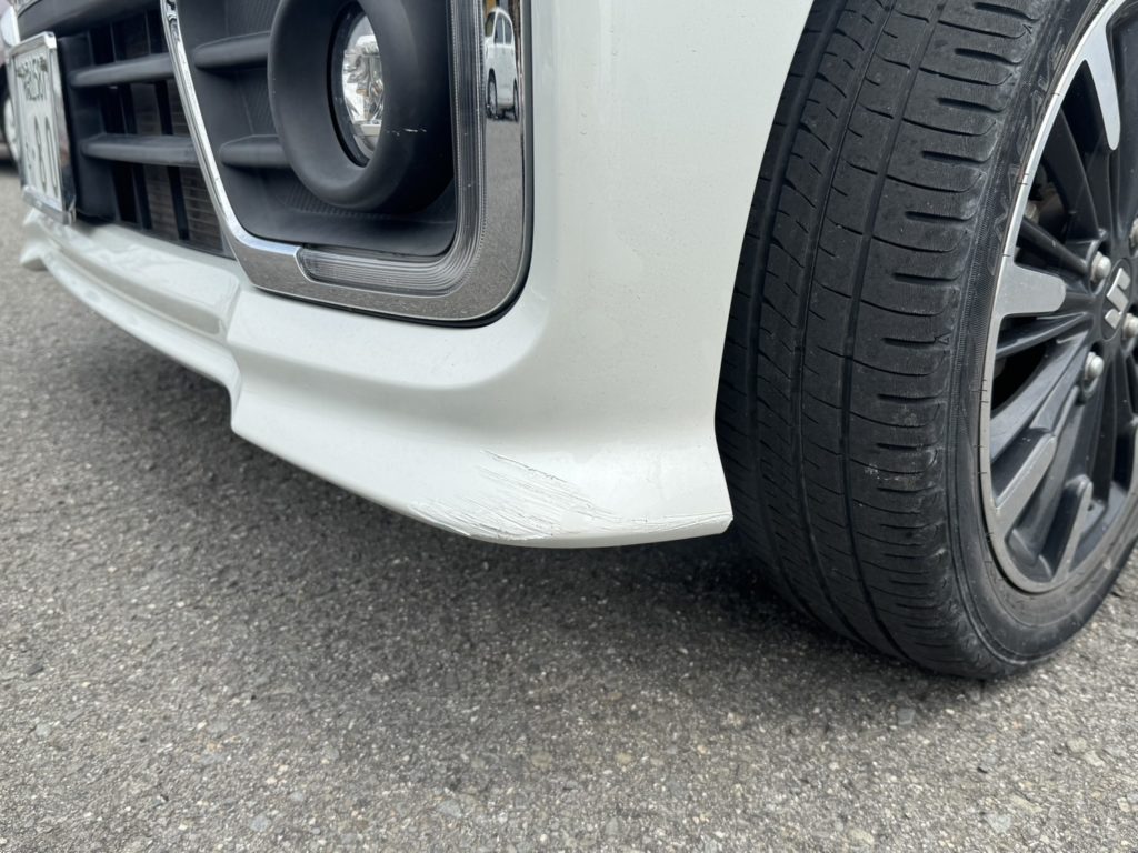 【スズキ・スペーシア】フロントバンパー・ルーフ修理